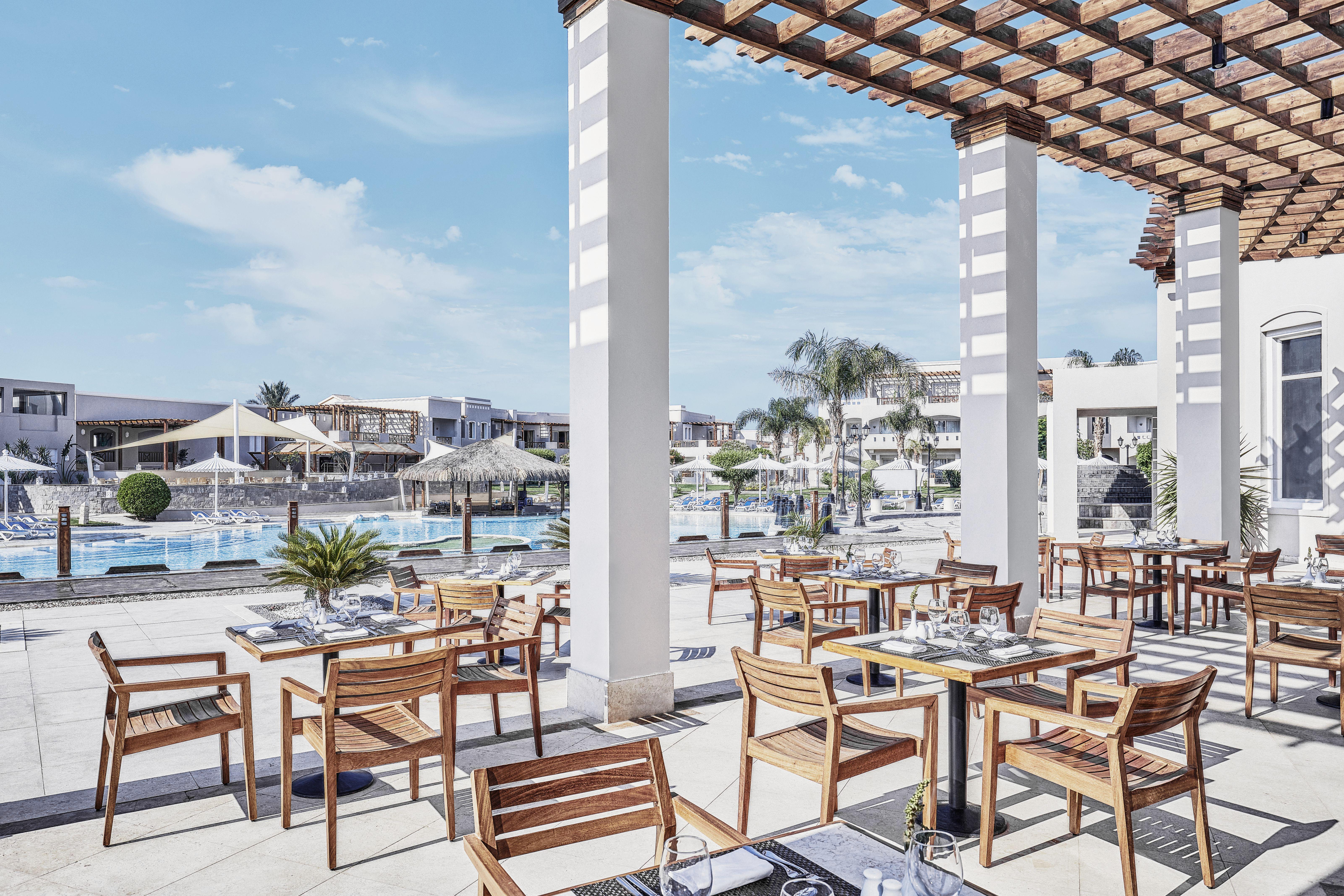 Jaz Casa Del Mar Beach Hurghada Exterior foto The resort's restaurant